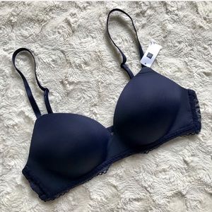 NEW! GapBody Favorite Wireless Lace Bra in Navy